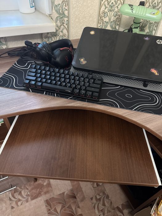 Клавиатура HyperX Alloy Origins 60