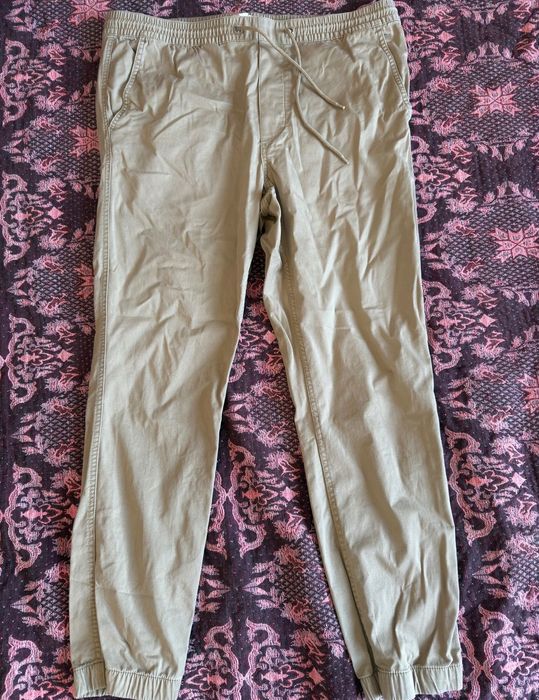 Мъжки дънки и панталони