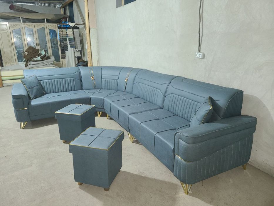 Mehmonxona uchun yumshoq mebel