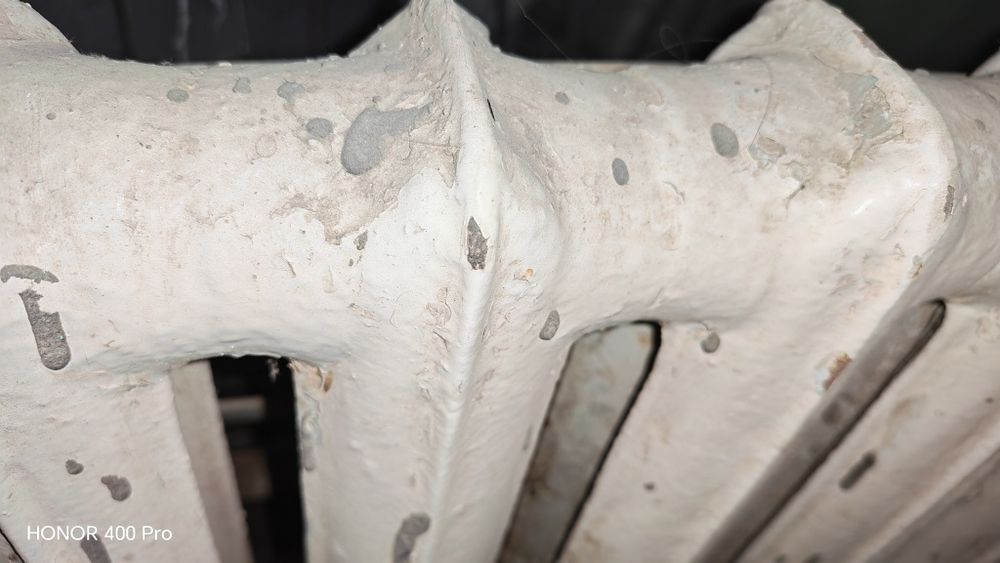 Чугун батарея сотилади!