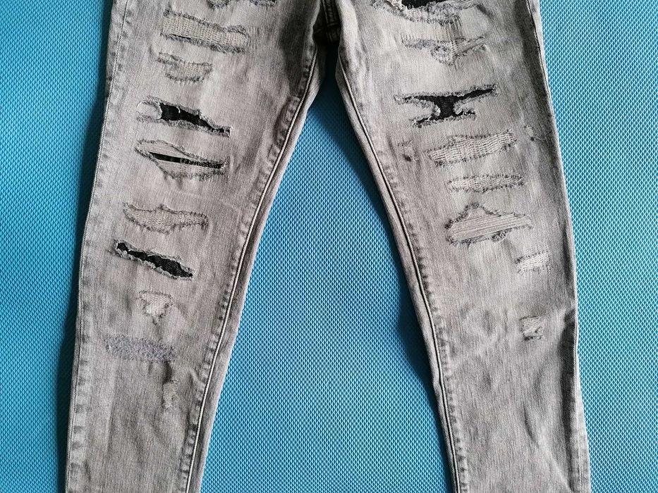 Мъжки Skinny Jeans [H&M] [Размер: 28/30] [Цвят: Сив]