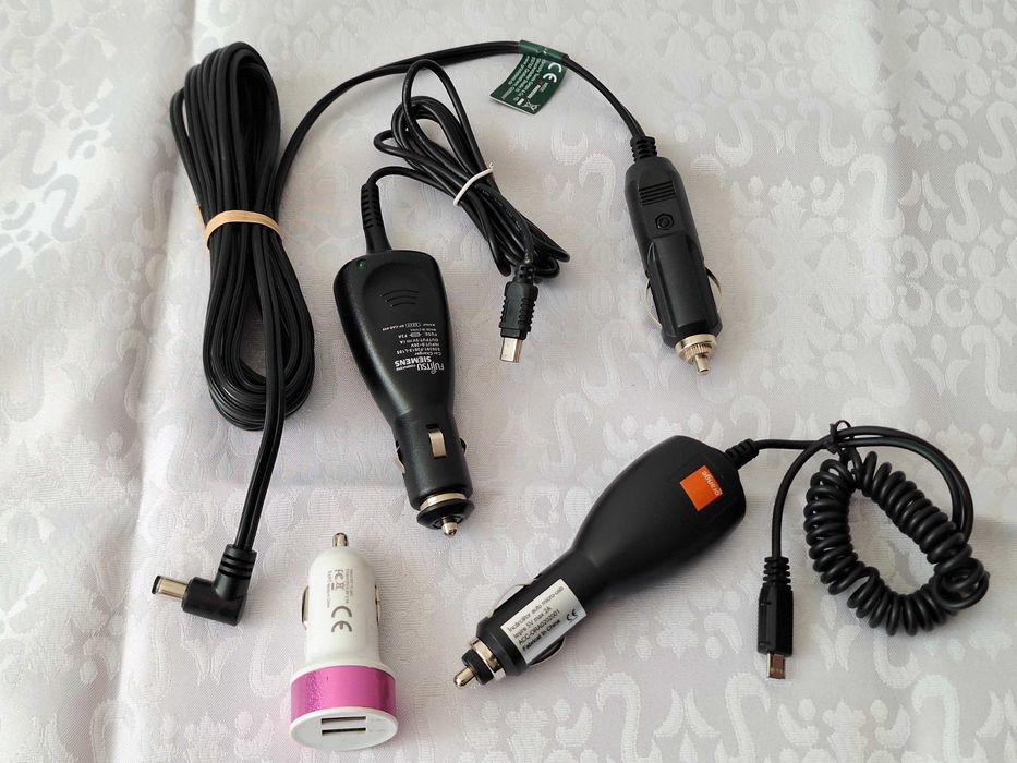 Incarcatoare auto modele diferite