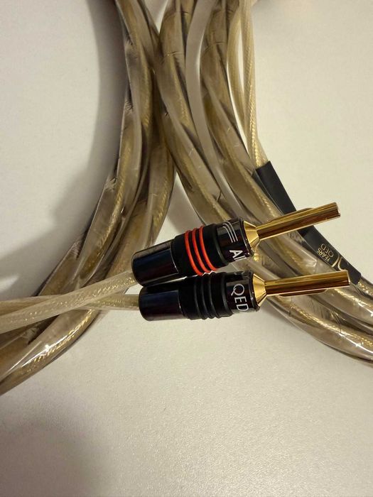 Vand Cablu QED Golden Anniversary XT Conector Banana 2m