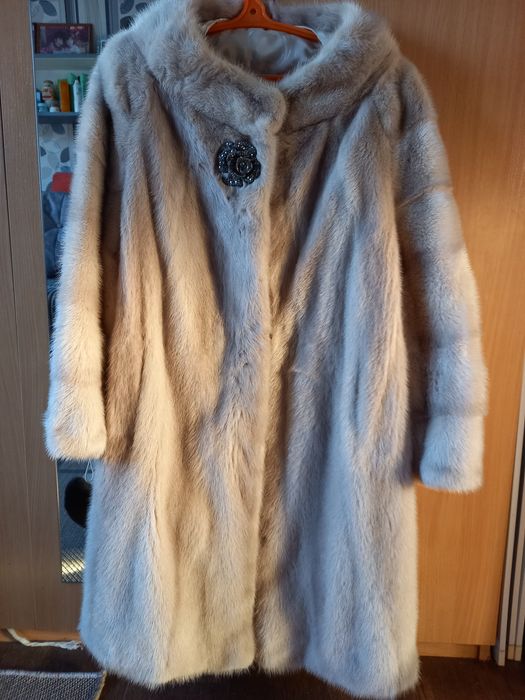 Продам норковую шубу