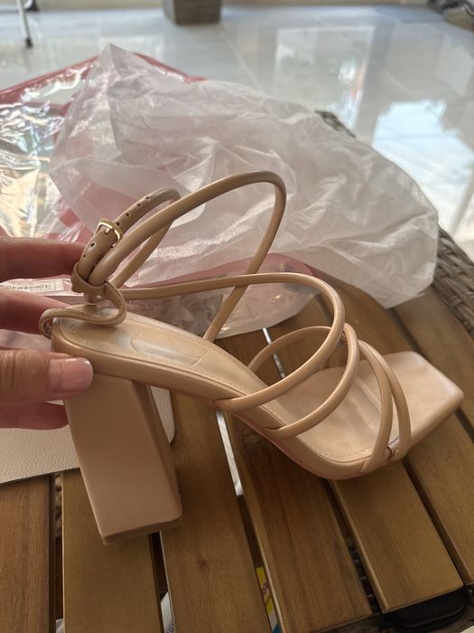 Дамски елегантни сандали 39 номер