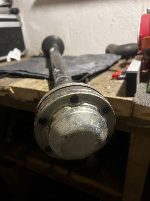 Полуоска предна дясна за WV  SEAT AUDİ