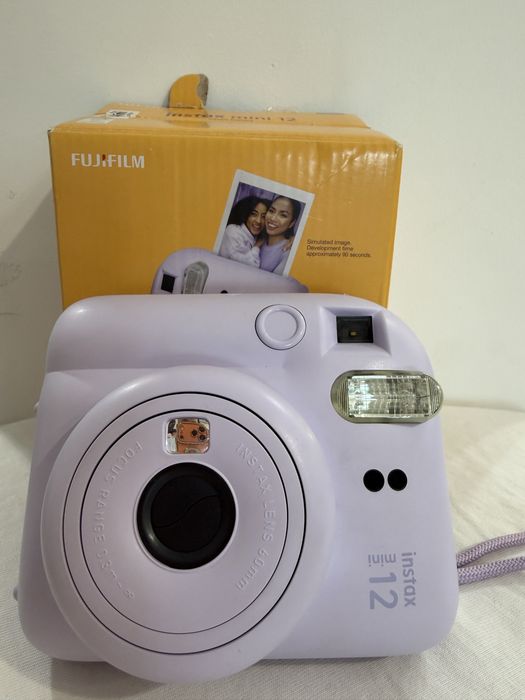 Фотокамера Instax mini 12