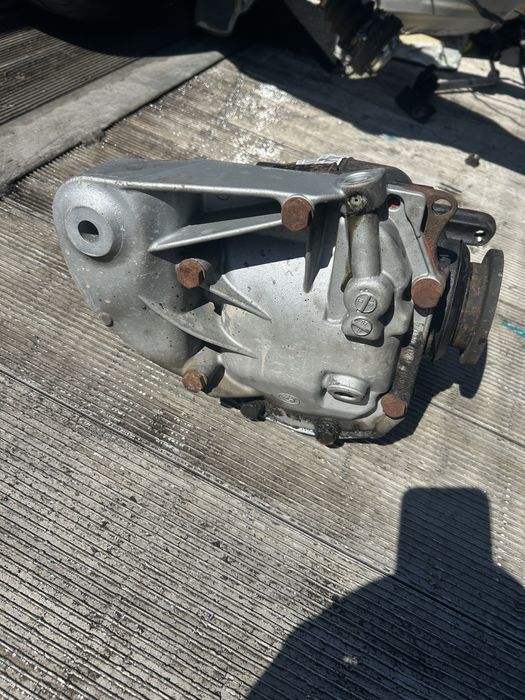 Grup spate bmw e 81 e87 e90 e91 raport 3:64