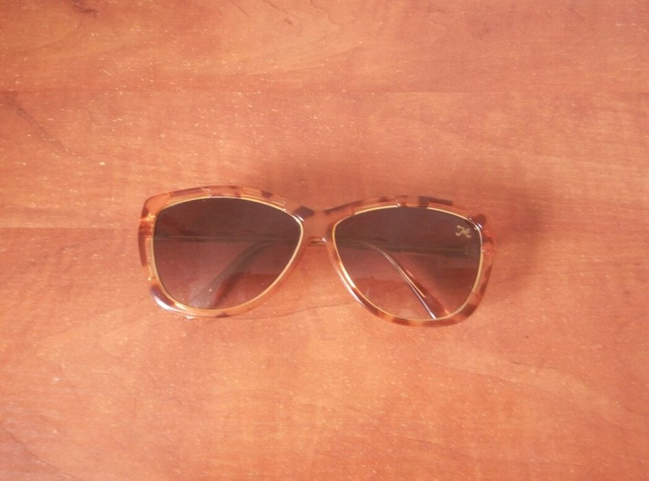 Солнцезащитные очки