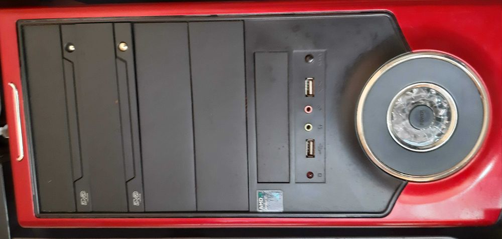 Carcase PC de colectie de prin anii 2000-2005