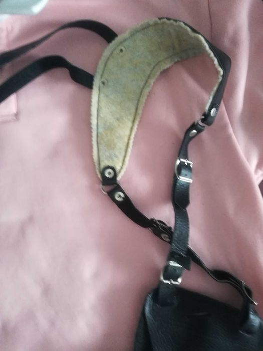 НОВ кобур за рамо с противоплъзгаща подплата