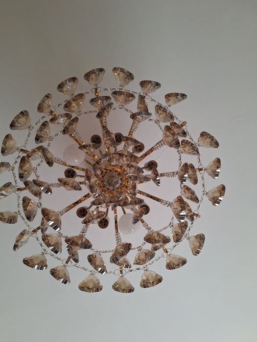 Продам люстру с кристалами