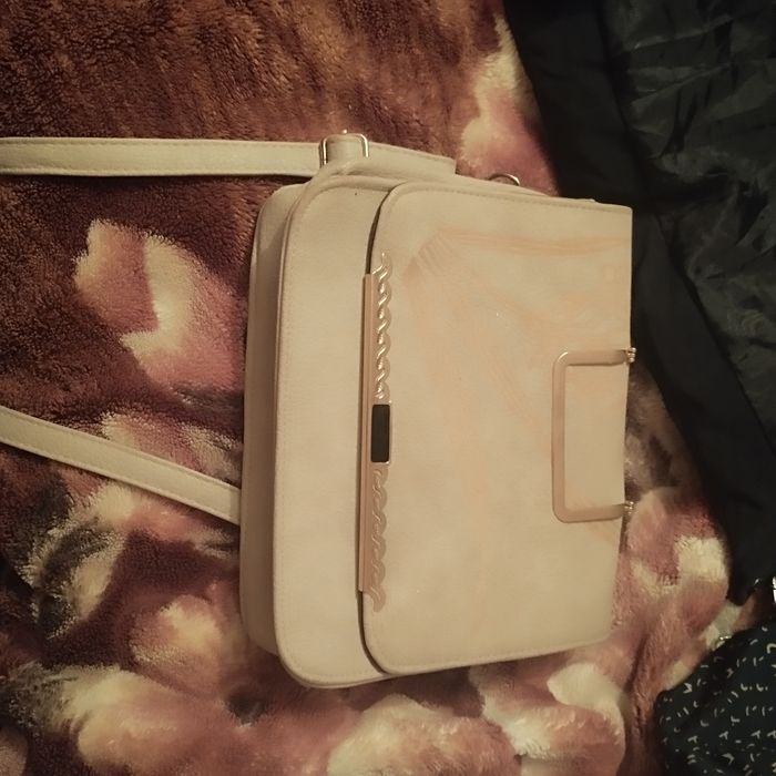 Продам сумку за 8000теге