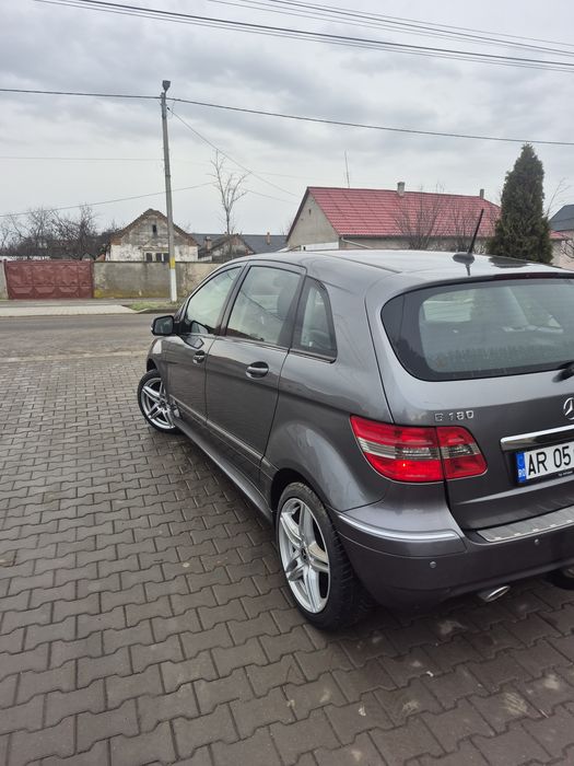 Mercedes B class