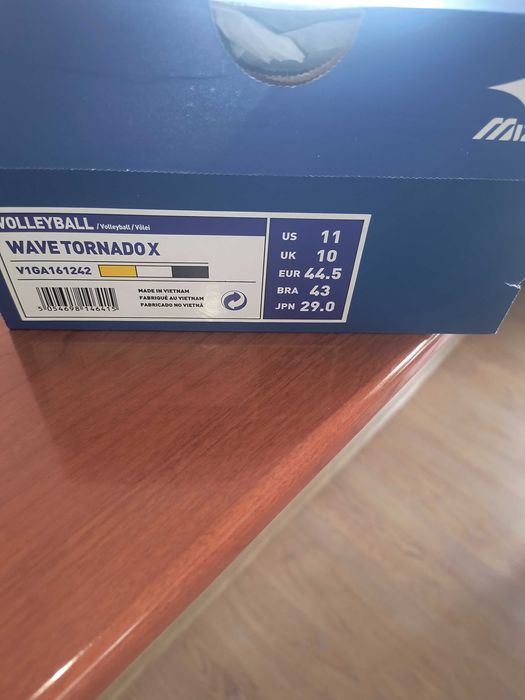 Pantofi volei mizuno noi