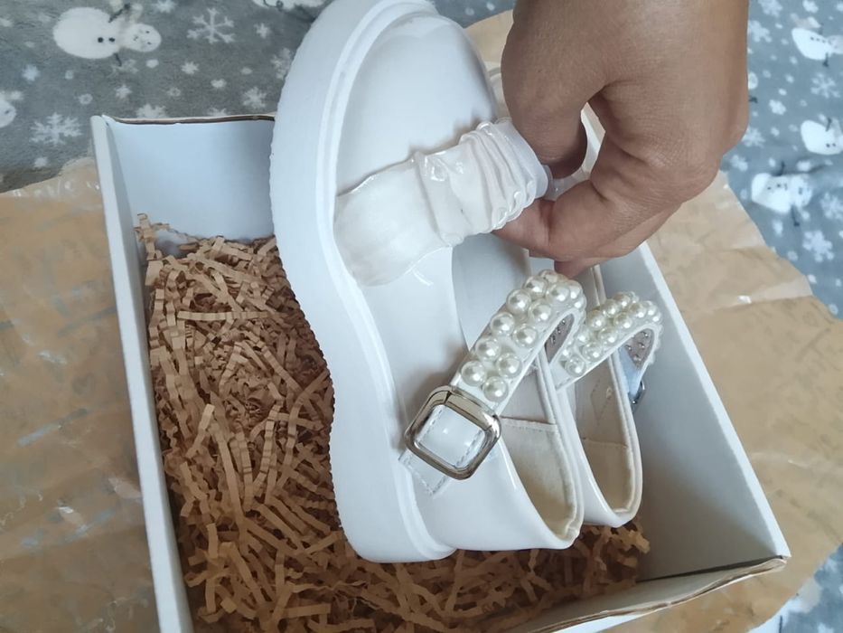 Срочно продам туфельки