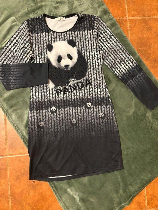 Лот дрехи- две рокли + дънки обща цена 15€