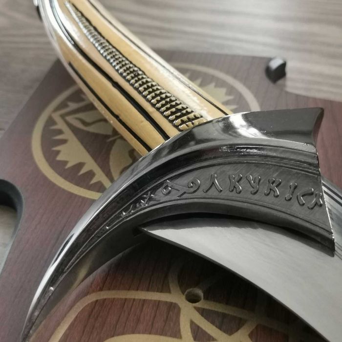 Меч Hobbit Торин Дъбощит Оркрист Thorin Oakenshield ORCRIST SWORD LOTR