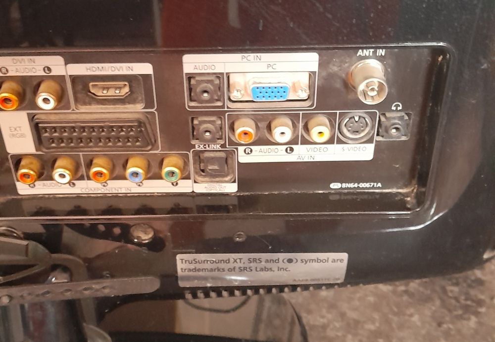 Vând tv Samsung   HD
