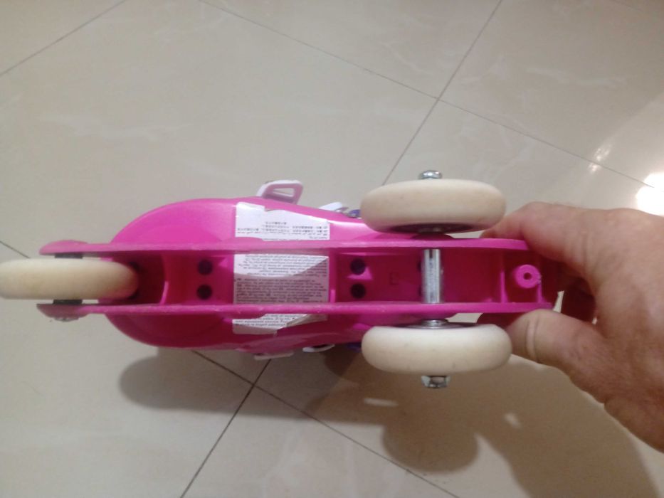 Ролкови кънки със сет за ръцете и колената