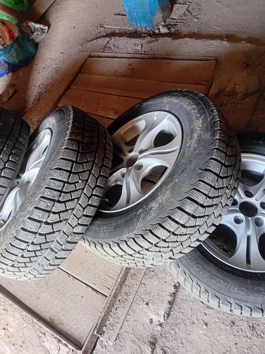 Шины на титанке R 14 Карина Е