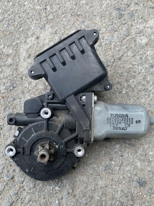 Запчастей на Camry 40