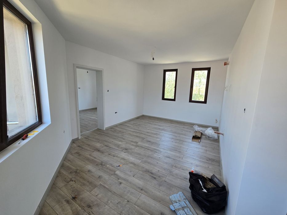 Продава се Тристаен апартамент в Казанлък - 90 кв.м за 1105 €/кв.м - Снимка #4