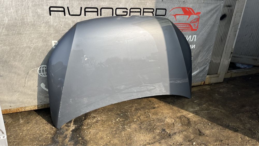 2 броя капак VW Touran,Caddy 2 2011-