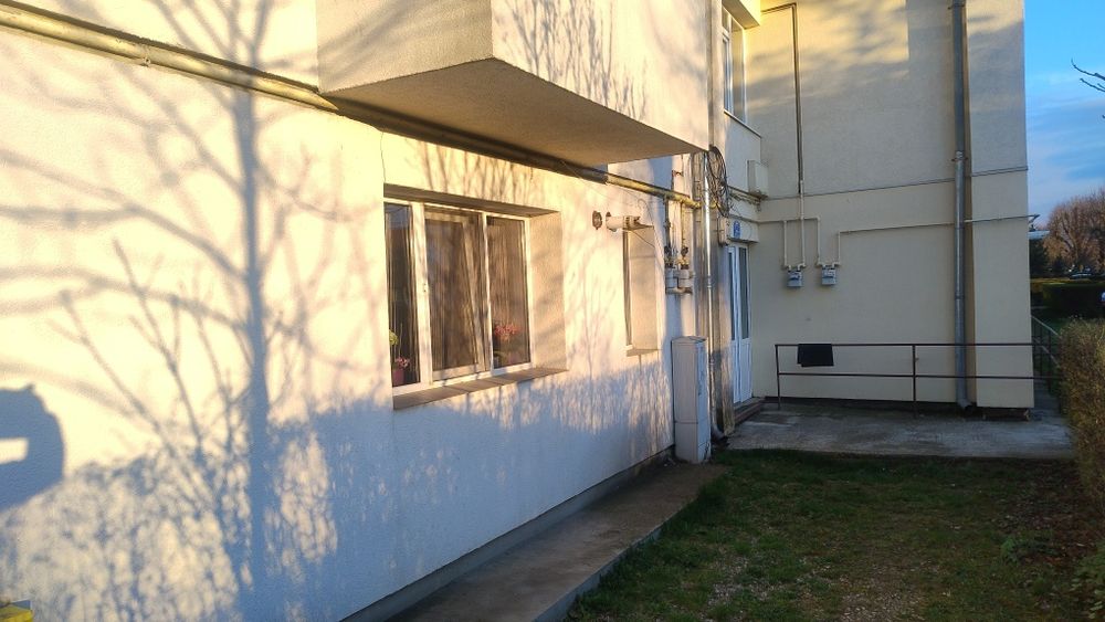 Vând apartament Harman