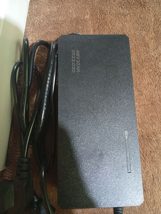 Зарядка на скутер 45 volt