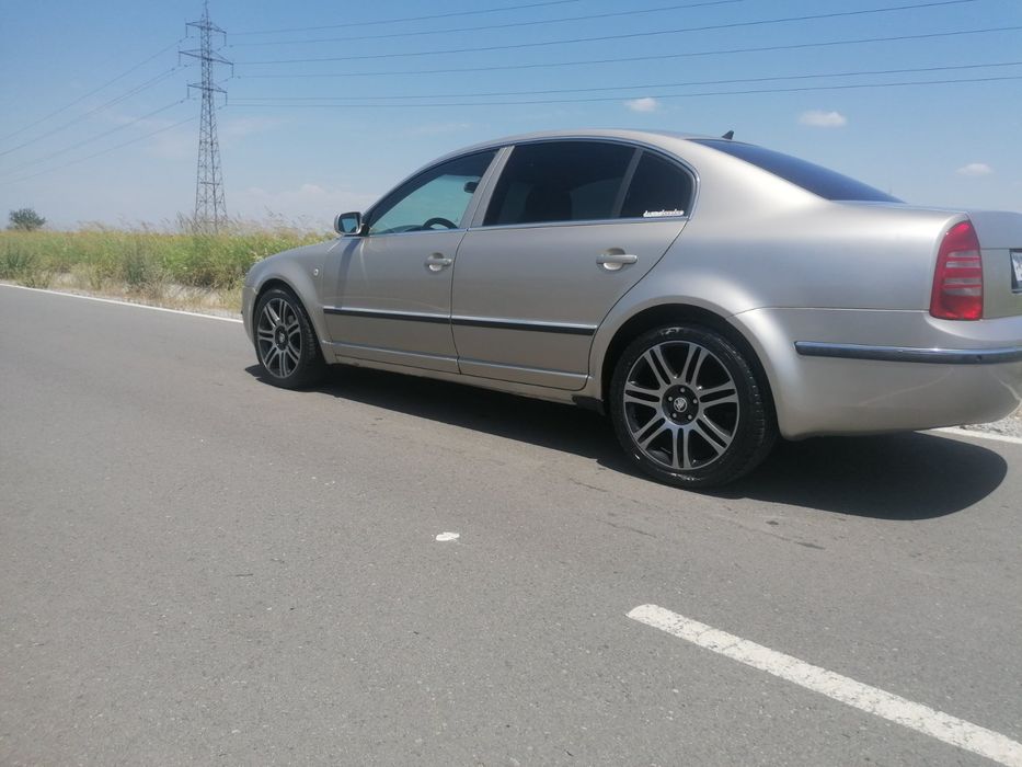 Skoda superb 1.9 131 к.с