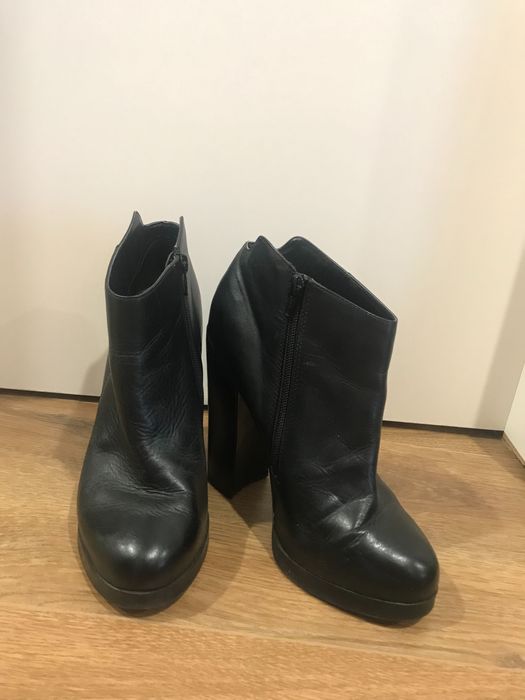 Botine River Island, piele naturala, marime 38-39