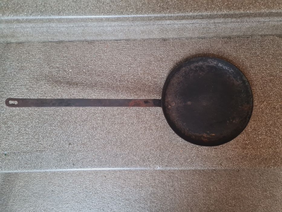 Tigaie veche din otel carbon, anii 50-70