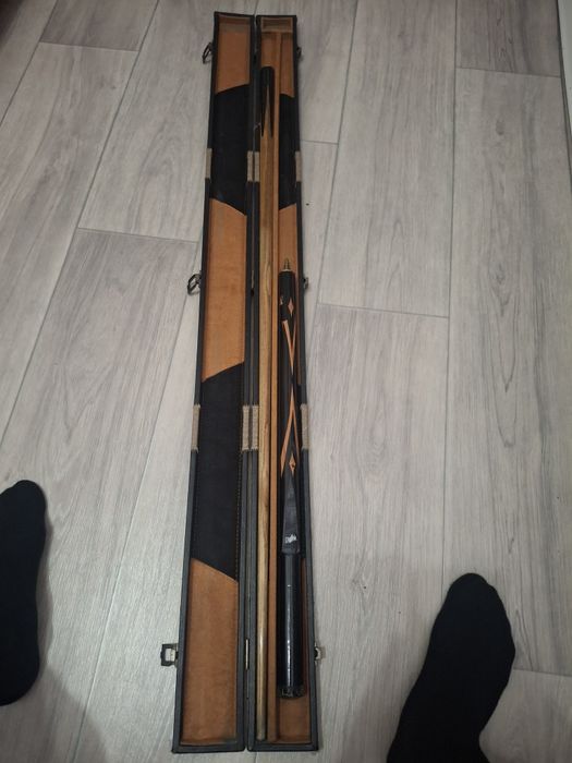 Продам кии в отличном состоянии.