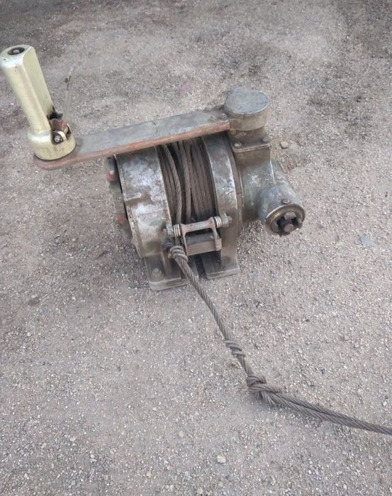 Продам лебёдку ручная