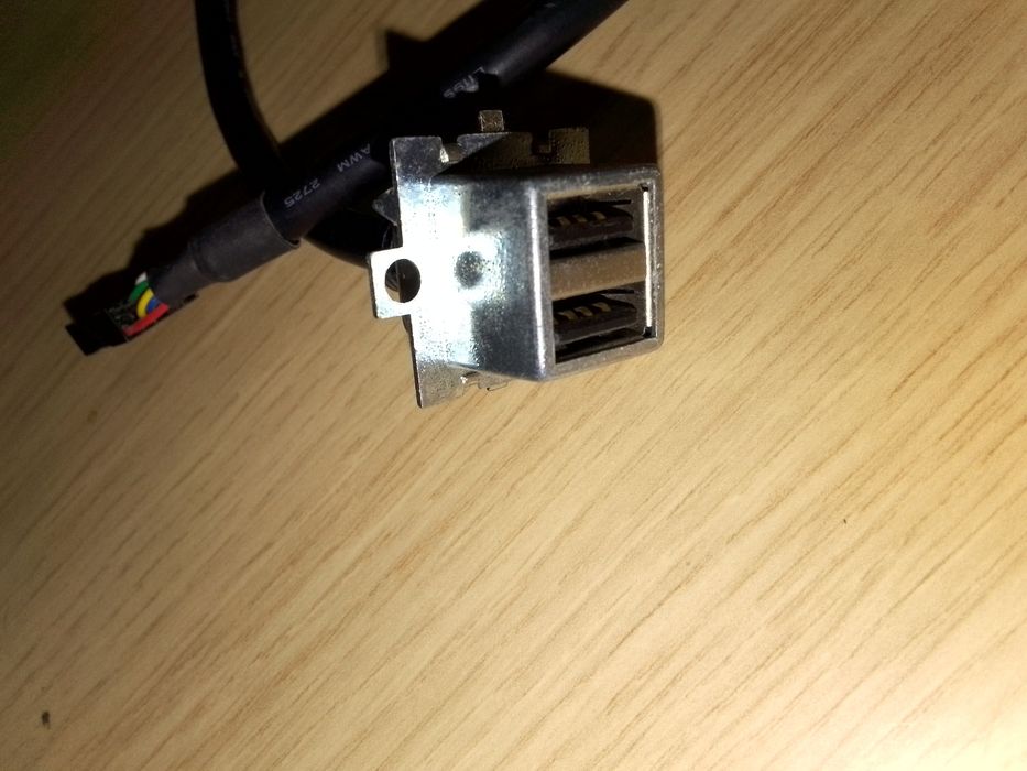 Adaptor usb 2.0 pentru carcasă