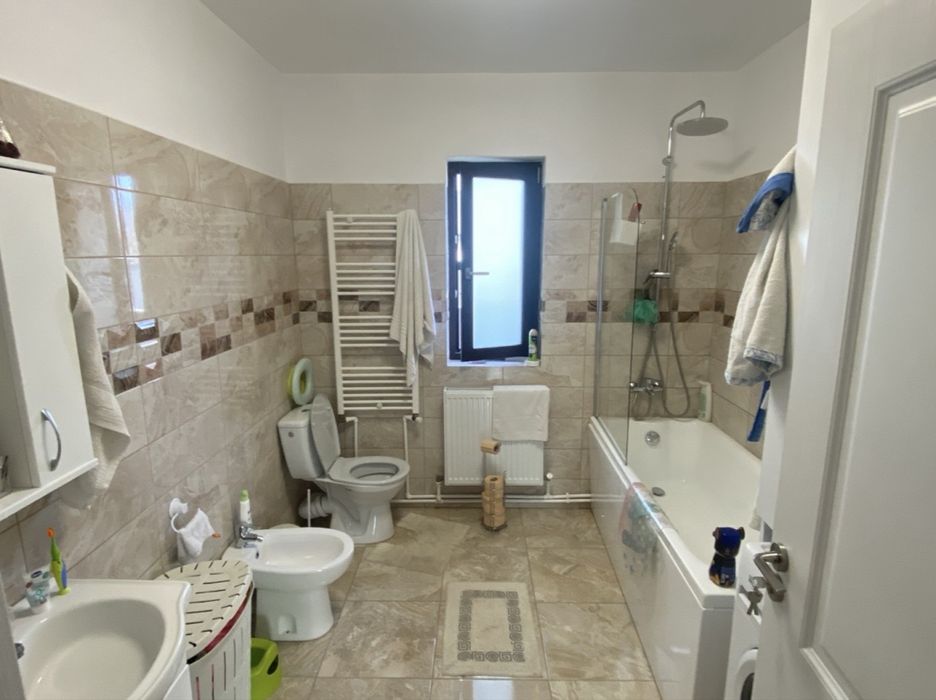 Casă Bacău Șerbănești (zona targ auto)