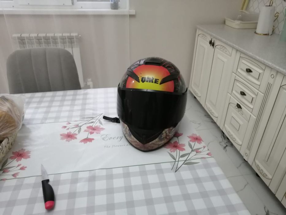 Продам шлем для мопеда