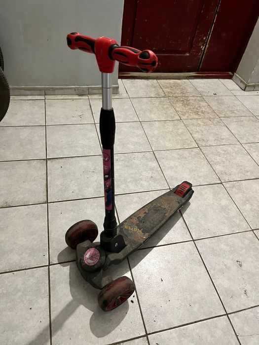 Продам самокат, детский