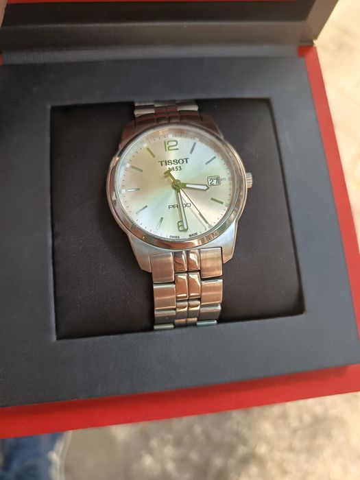 Часовник Tissot pr100