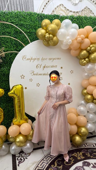 Шикарное платье от Nazila Satkan