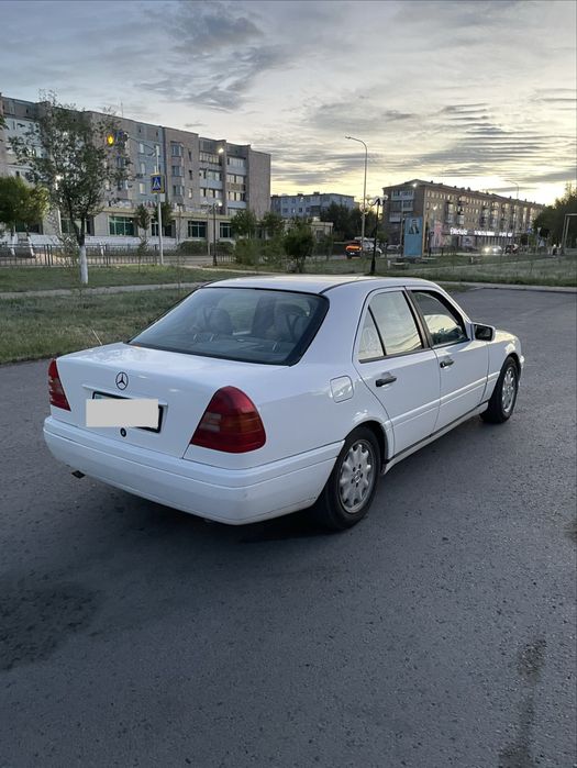 Продам Mersedes C180 w202