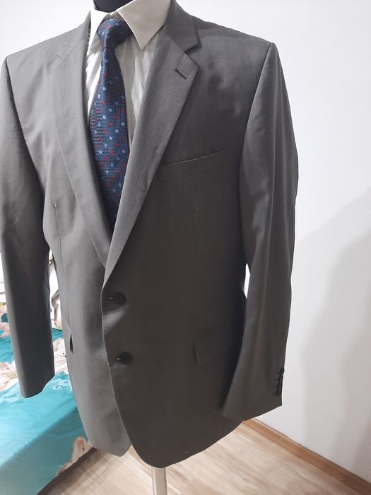 Sacou original gen HUGO BOSS Impecabil marimea XXL