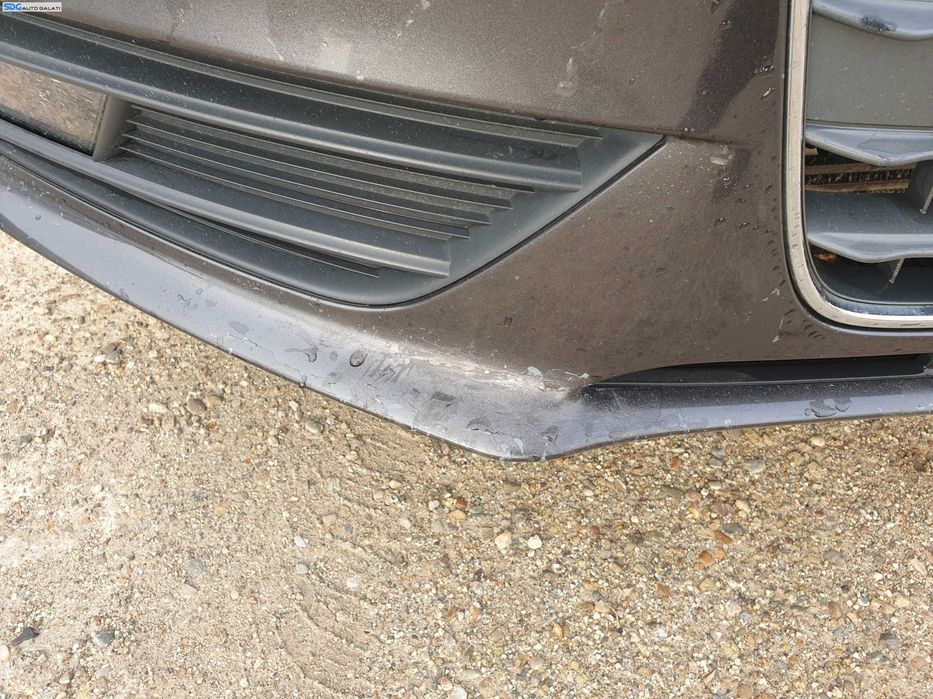 Bara Spoiler Fata Dezechipata FARA Grila Si Emblema cu Locas Senzori de Parcare cu Imperfectiune Audi A4 B8 B8.5 FL Facelift 2012 - 2015 Culoare LZ7L [K1392]