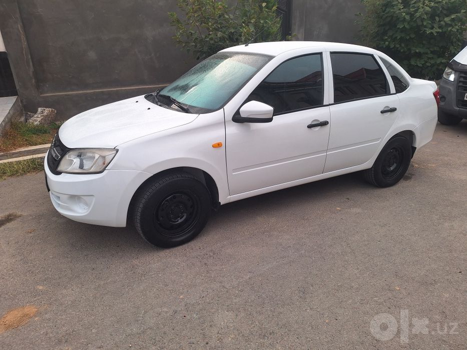 Лада Гранта 2013 Lada Granta 2013
