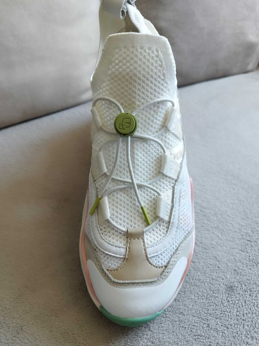 Нова цена-150лв Дамски Karl Lagerfeld