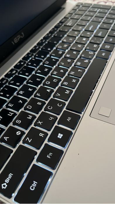 Yepo офисный ноутбук