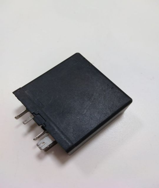 Releu 361  Comanda oglinzi 4A0907440 Audi A6 4B/C5 (facelift) seria