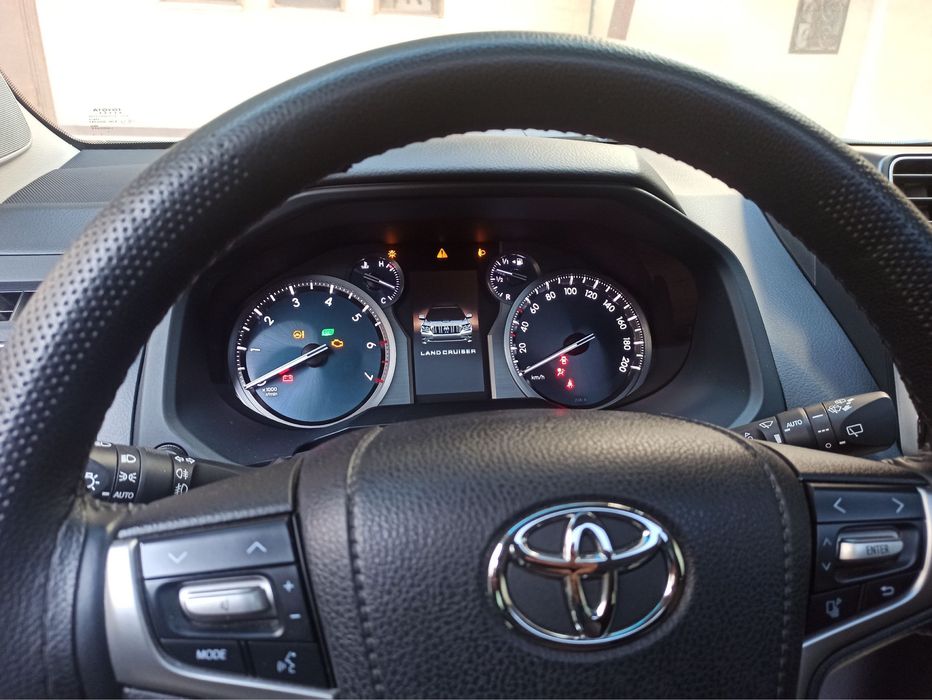 Toyota Land Cruiser 150