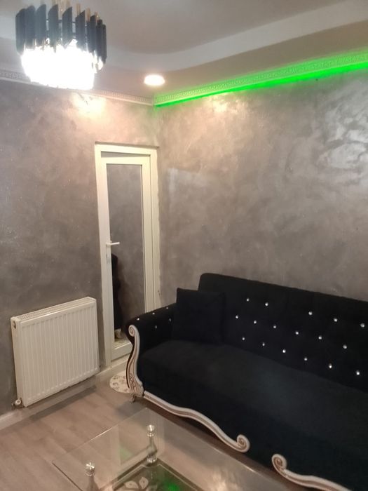 Închiriez carsoniera complet mobilata . Toate utilitățile necesare și funcționale